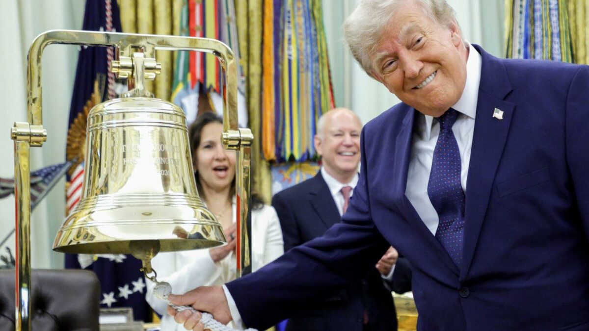 Trump rings in the opening bell at the Oval Office to promote the launch of the Trump Accounts.